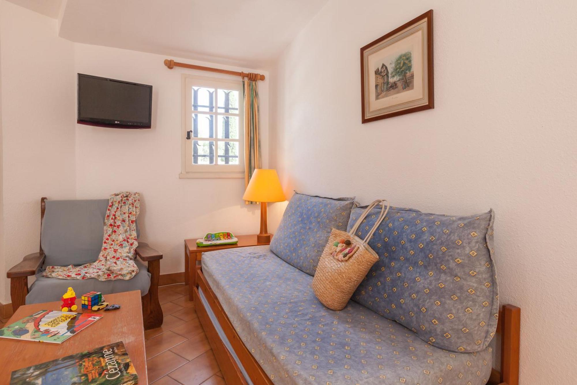 Residence Partenaire Le Domaine De Garlande Cavalaire-sur-Mer Exteriör bild